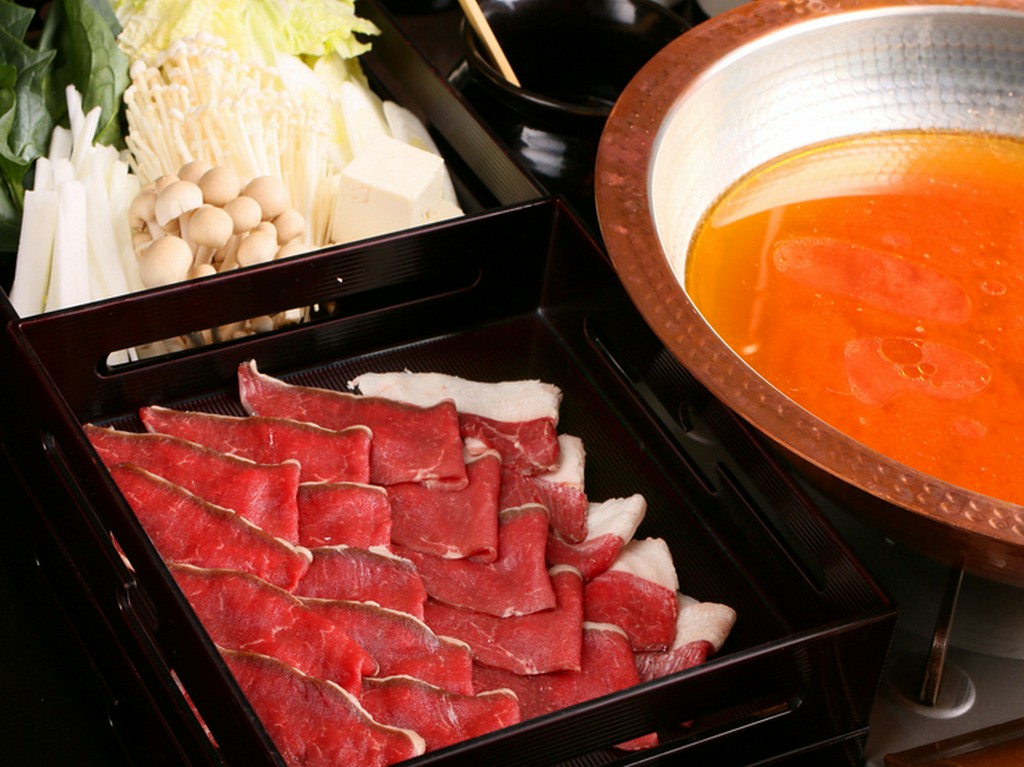 トマトの酸味とエゾ鹿の風味が絶妙のコンビネーション『トマトシカしゃぶ』