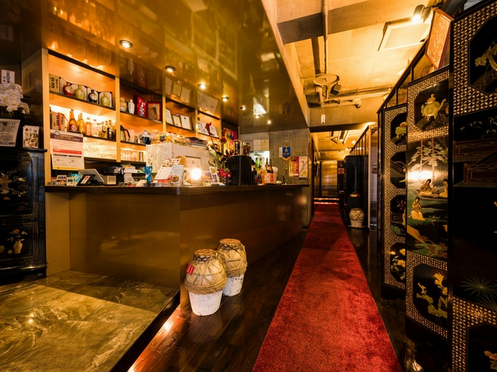 小さな集まりから大人数でのパーティーまで対応