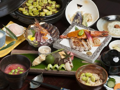 時にはしっとりと懐石を楽しむ「和食女子会」はいかが？