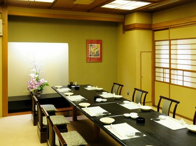 個室完備。極上の北海道料理は接待にも最適です