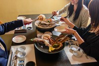 活帆立、青つぶ、こまい、たこ、野菜１品
全５品 