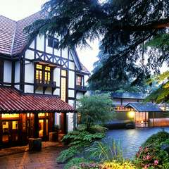 由緒正しき洋館で、ハイソサエティの雰囲気を満喫