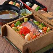 お蕎麦のセット「お椀無し」1580円