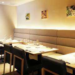 高級より上質、気取りより落ち着きがモットーで、女性にも人気