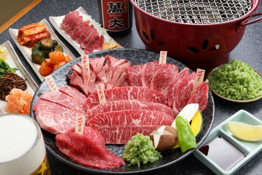 選ぶ喜びから食べる喜びへと誘う自慢の「肉」