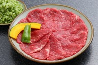 本来の牛肉の甘みが味わえる赤みの部位です。厳選国産赤身使用