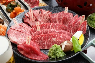 部位ごとに提供する、選りすぐりの『国産黒毛和牛』