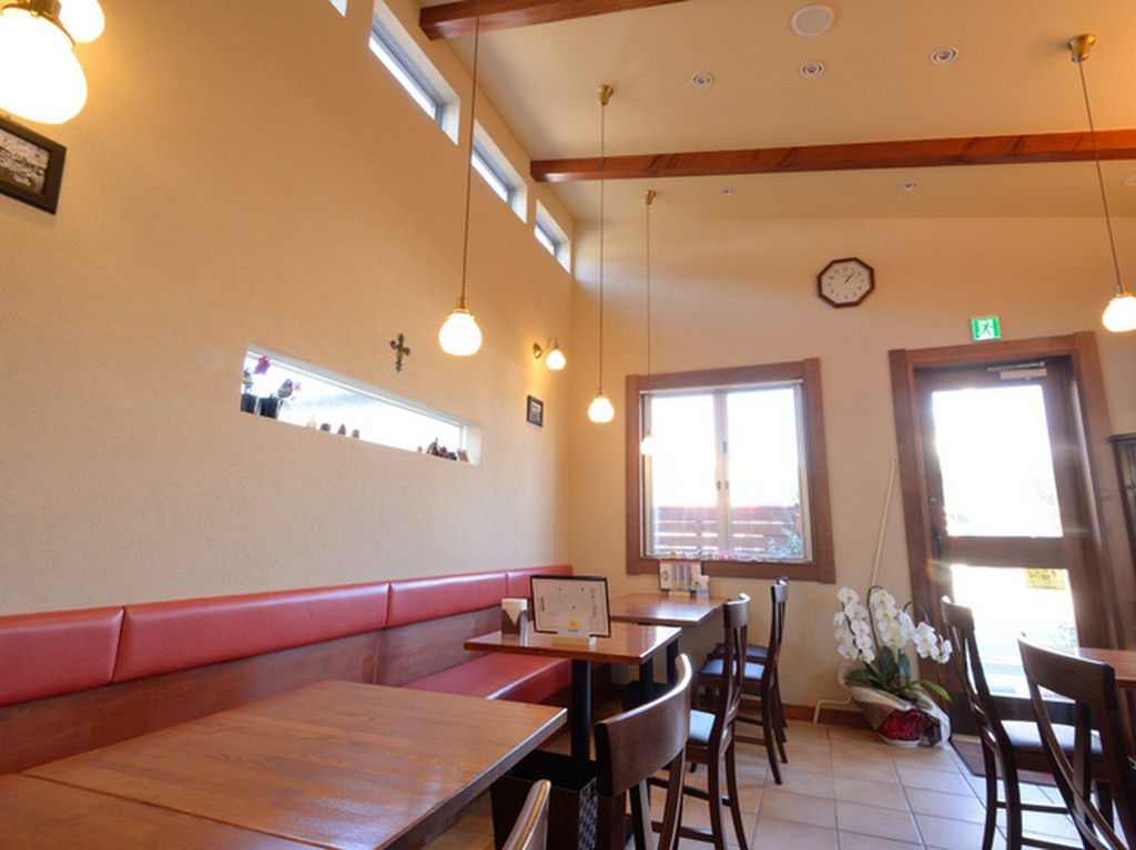 パスタメニュー豊富。子供と一緒に食事ができるお店