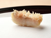 職人技が光る。パリパリッとした皮目に感動の『ぐじ』