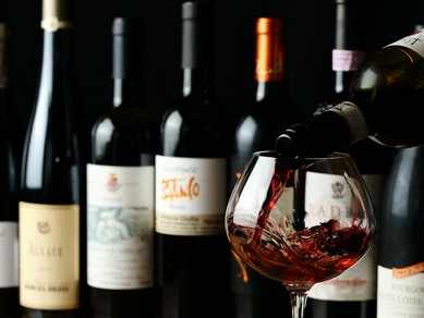 イタリアンワインを中心に各国のワインが勢揃い