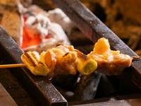 月～木の17時～18時半スタート限定。2時間飲み放題（L.O90分）が付いたお得なコースです！