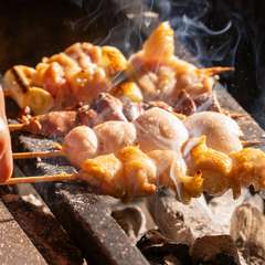 炭火焼と旬菜。多彩なメニューは、いずれも自慢の逸品