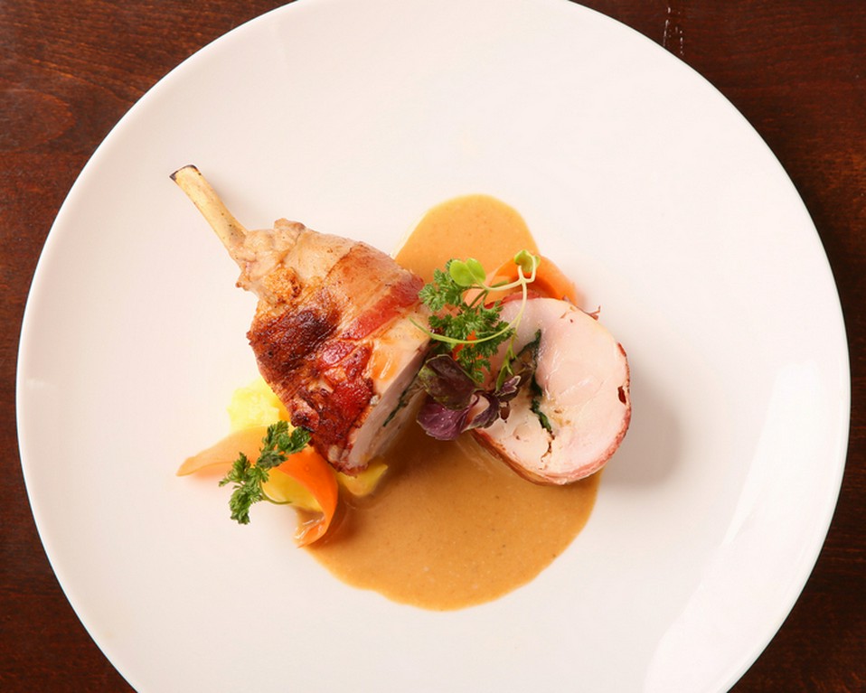 季節ごとに変わるおすすめメニューで、北海道の四季を堪能『本日のシェフ気まぐれコース料理』