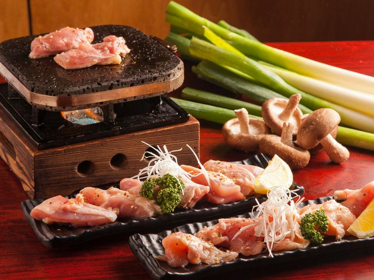 忘れられない味わいの『大山とりモモとカルビ』