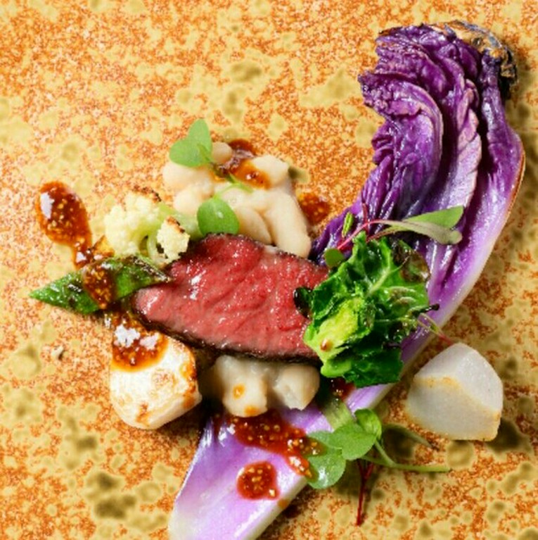 メニュー一例(飛騨牛の炭火焼き)