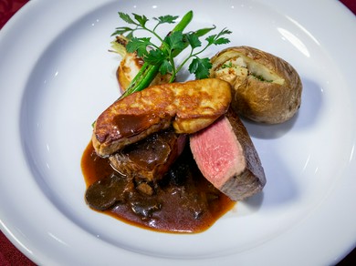 確かな料理と上質な空間で、ビジネスシーンに効く一軒