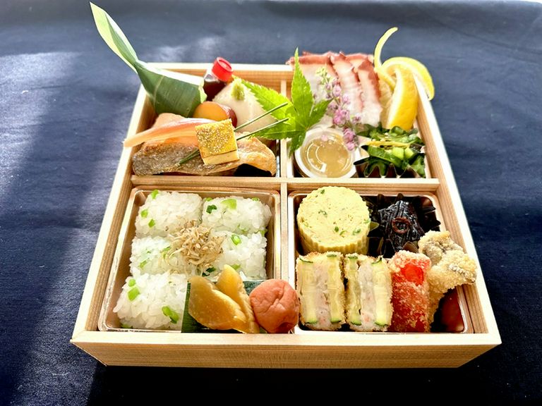 『月替わり』季節の松花堂弁当
