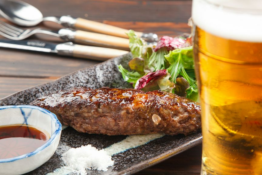 オーナーの地元 石川県の美味を、石川地酒や自慢のビールと堪能