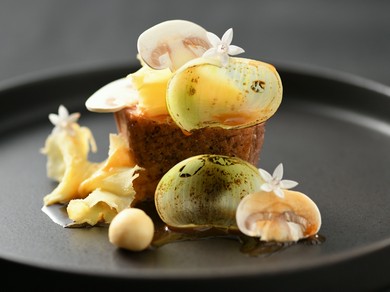 鴨肉の低温調理 マデラ酒ソース