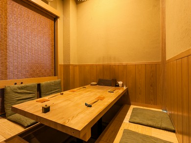 4人以上はゆったり飲んで話せる個室がおすすめ