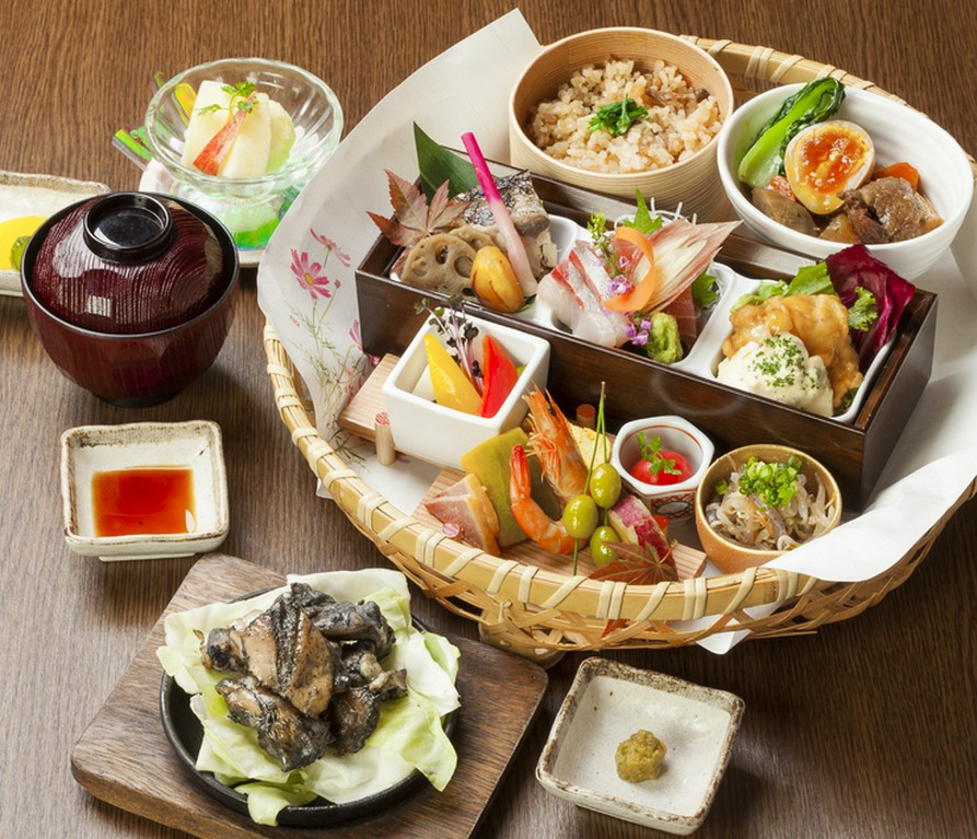 【数量限定】花かご御膳コース〈全12品〉2500円