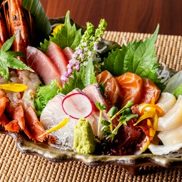 漁港直送鮮魚のお刺身　5点盛り
