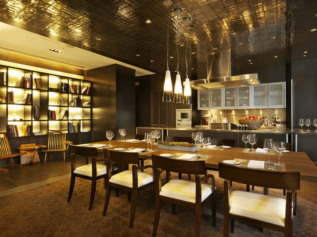 ホームパーティに招待されたかのように、優雅なひとときを