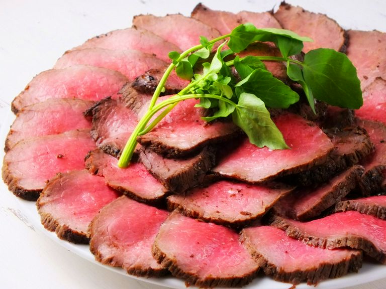 お肉料理も各種