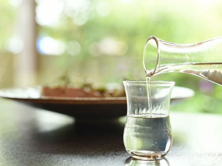 厳選された日本酒や日本ワインが、極上の料理に寄り添います