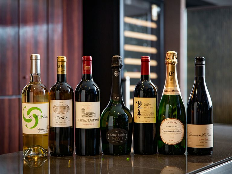 世界各国から厳選されたワイン