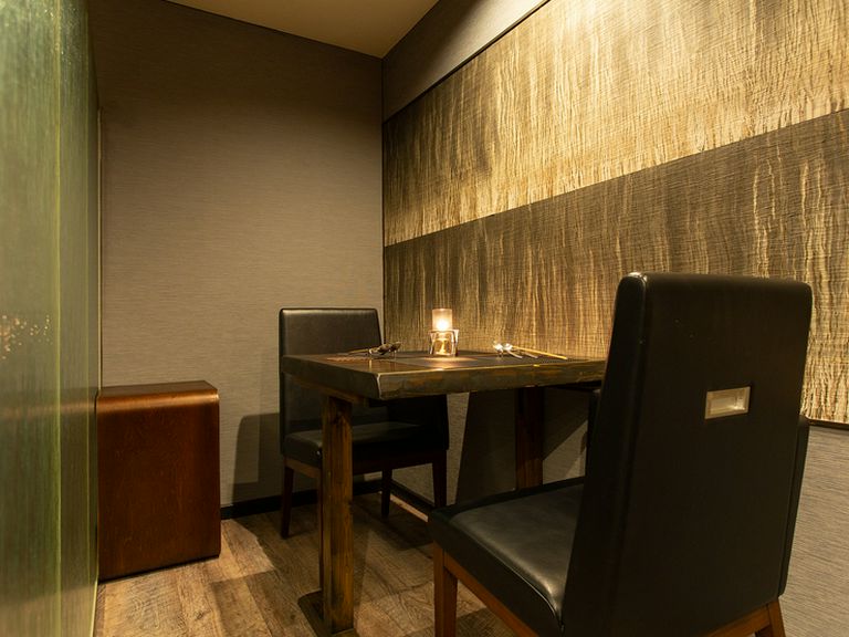 大人のデートにも最適な一軒