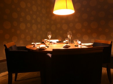 ビジネスやデートから気の置けない仲間や家族にも