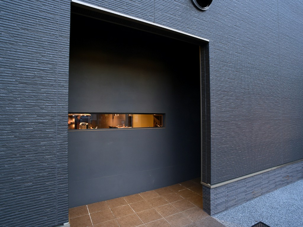 郊外であることをメリットに変える料理と空間があります