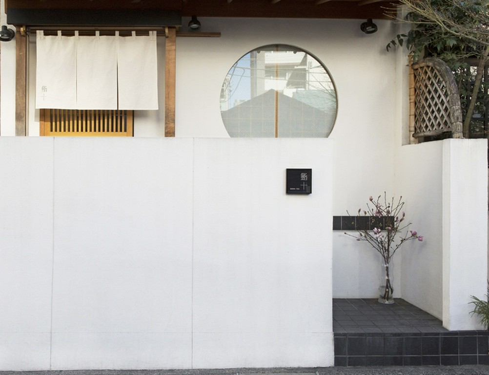 裏路地の隠れ家のようなお店