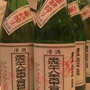 ＊毎年決まった日に仕込み、なんとその日に納品されるという完全受注のお酒。店主いわく、めちゃ美味い一言につきます！