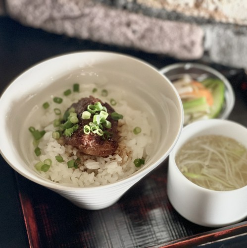 フォアグラ丼