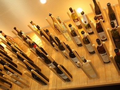 お気に入りをチョイス、豊富なイタリアンワインの数々