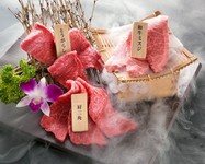 ・ライス
・サラダ
・小鉢
・牛肉煮込み
・スープ