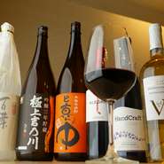 アルコール類はビールや日本酒、焼酎、サワー、マッコリ、ワインなどのひと通りのものが揃っています。