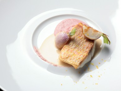 和の食材で四季を表現　全7品の『ディナーコース』