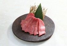 A5ランクのお肉を使ったコースで、定番人気のメニューを中心にまとめています。