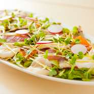 小700円

その日の仕入れにより海鮮素材が替わります