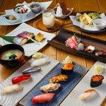 旬の魚・お酒を楽しみながら、江戸前鮨を堪能。
金芽米は白酢、ローカット玄米は赤酢を使用してます。