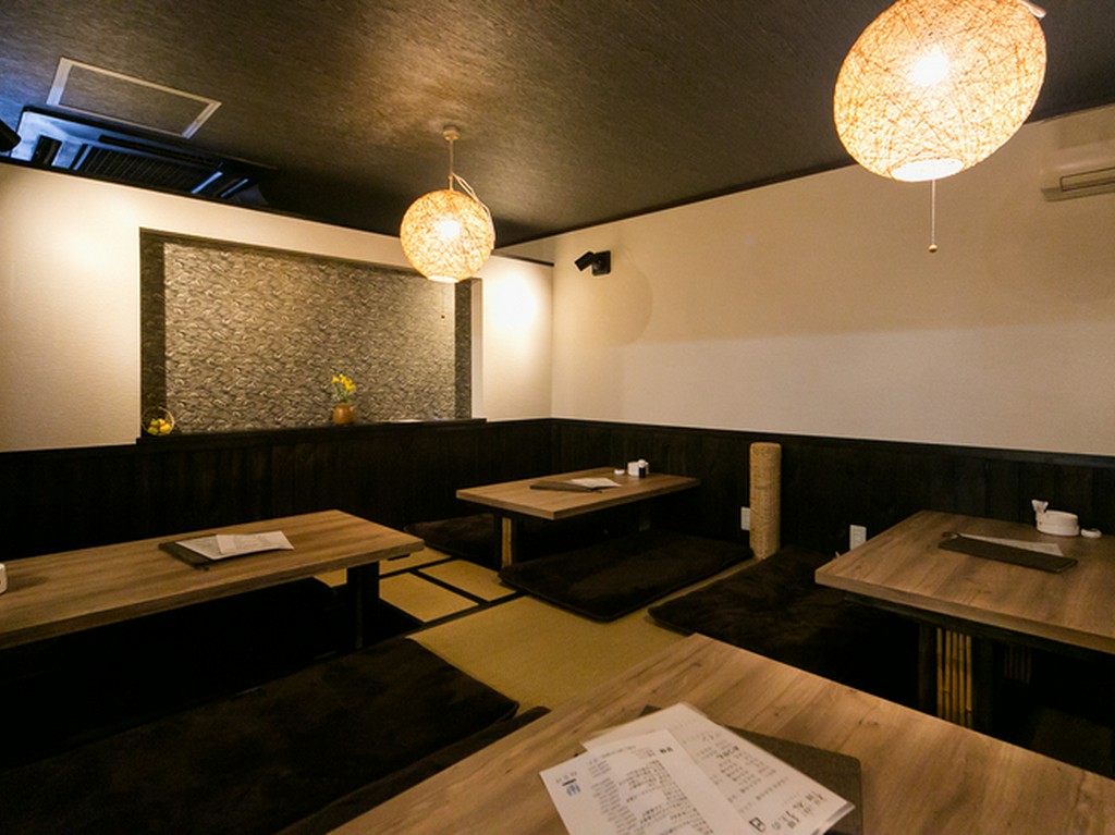 生ビール、カクテルの飲み放題と、ボリュームたっぷり料理コース