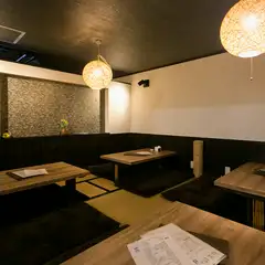 生ビール、カクテルの飲み放題と、ボリュームたっぷり料理コース
