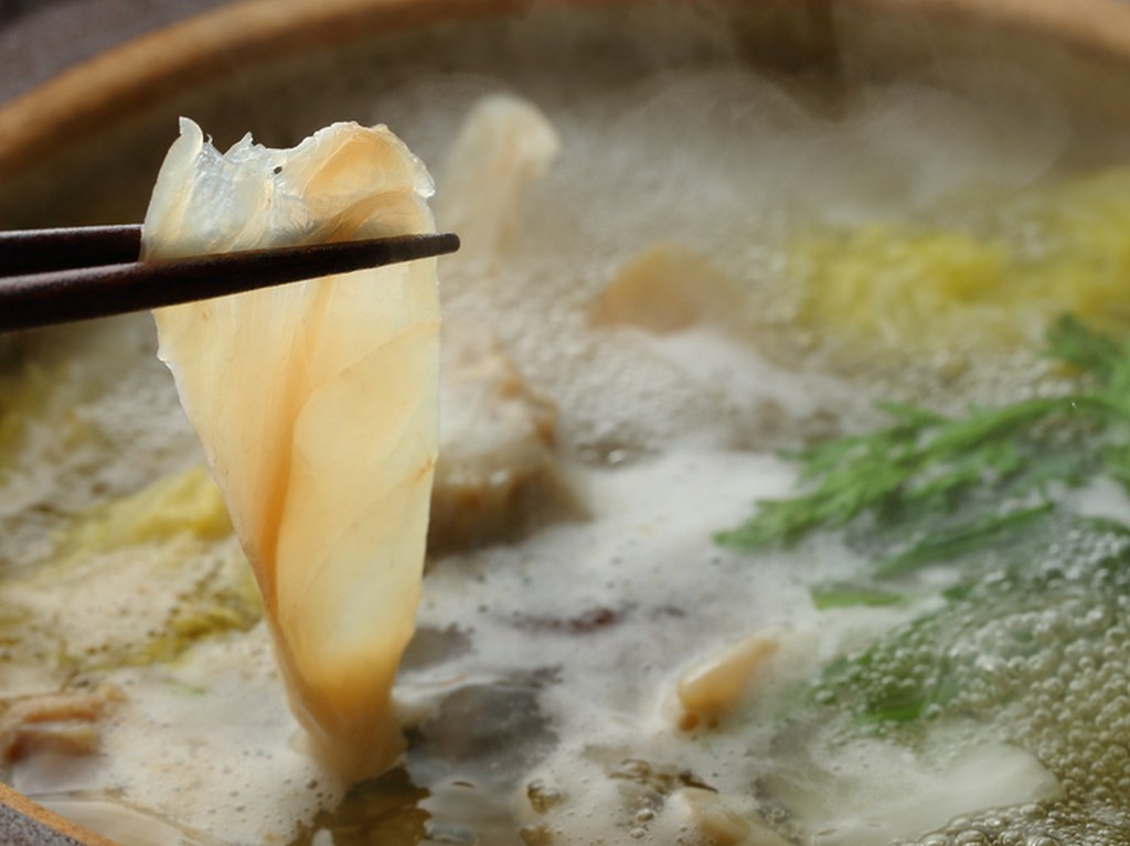 １度で何度も美味しい『フグちり鍋（しゃぶしゃぶ）』