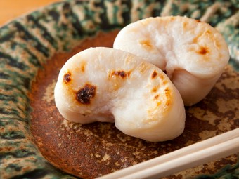 香ばしく、濃厚クリーミーな『フグの焼き白子』