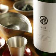 「利き酒師」のスタッフが一人一人の好みに合わせてお酒をチョイスしてくれるので、女子会メンバーそれぞれのお気に入りが見つかるはず。日本酒好き女子には嬉しい限りです。