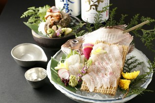 銀座方舟 川崎店名物！活〆鮮魚の姿造り