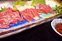 【好評!!】馬刺し 盛り合わせ